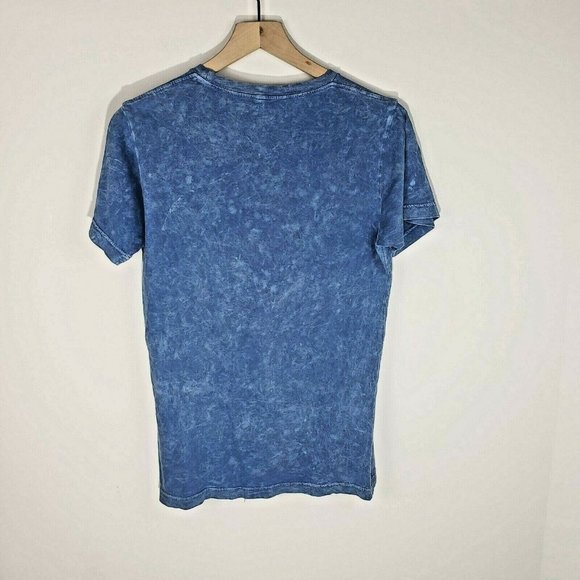 Superman The Comics Women's Sz S Graphic TShirt - Picture 2 of 3